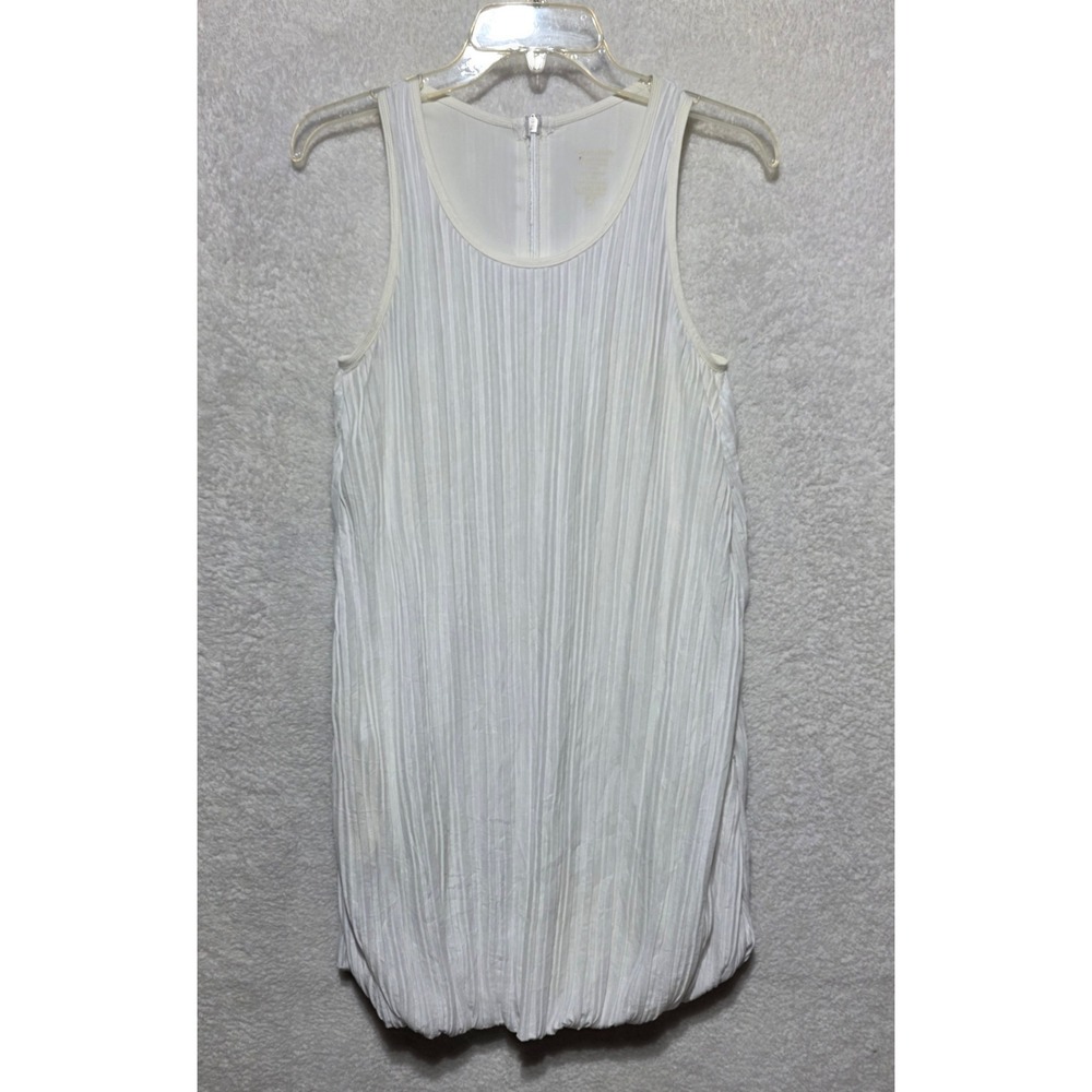 Sweaty Betty White Pleated Bubble Hem Tunic Tank Top XS Back Zip Sleeveless
